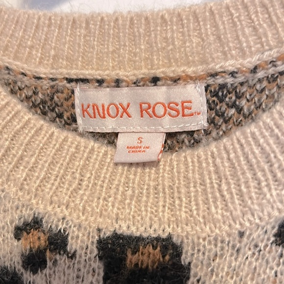 Knox Rose Women's Leopard Print Sweater Size Small - Picture 3 of 5